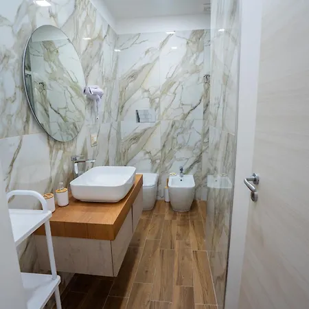 בית הארחה Amuri Luxury Centro פלרמו