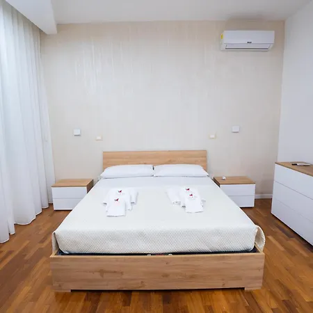 בית הארחה Amuri Luxury Centro 3*